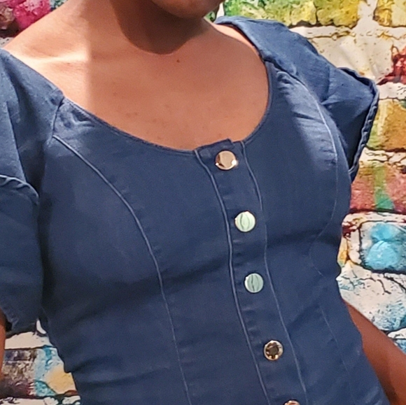 Puff Sleeve Denim Bodysuit - Picture 8 of 9